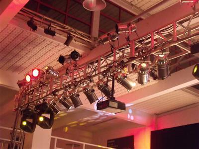 北京燈光音響租賃 舞臺(tái)背景搭建 舞美設(shè)備出租